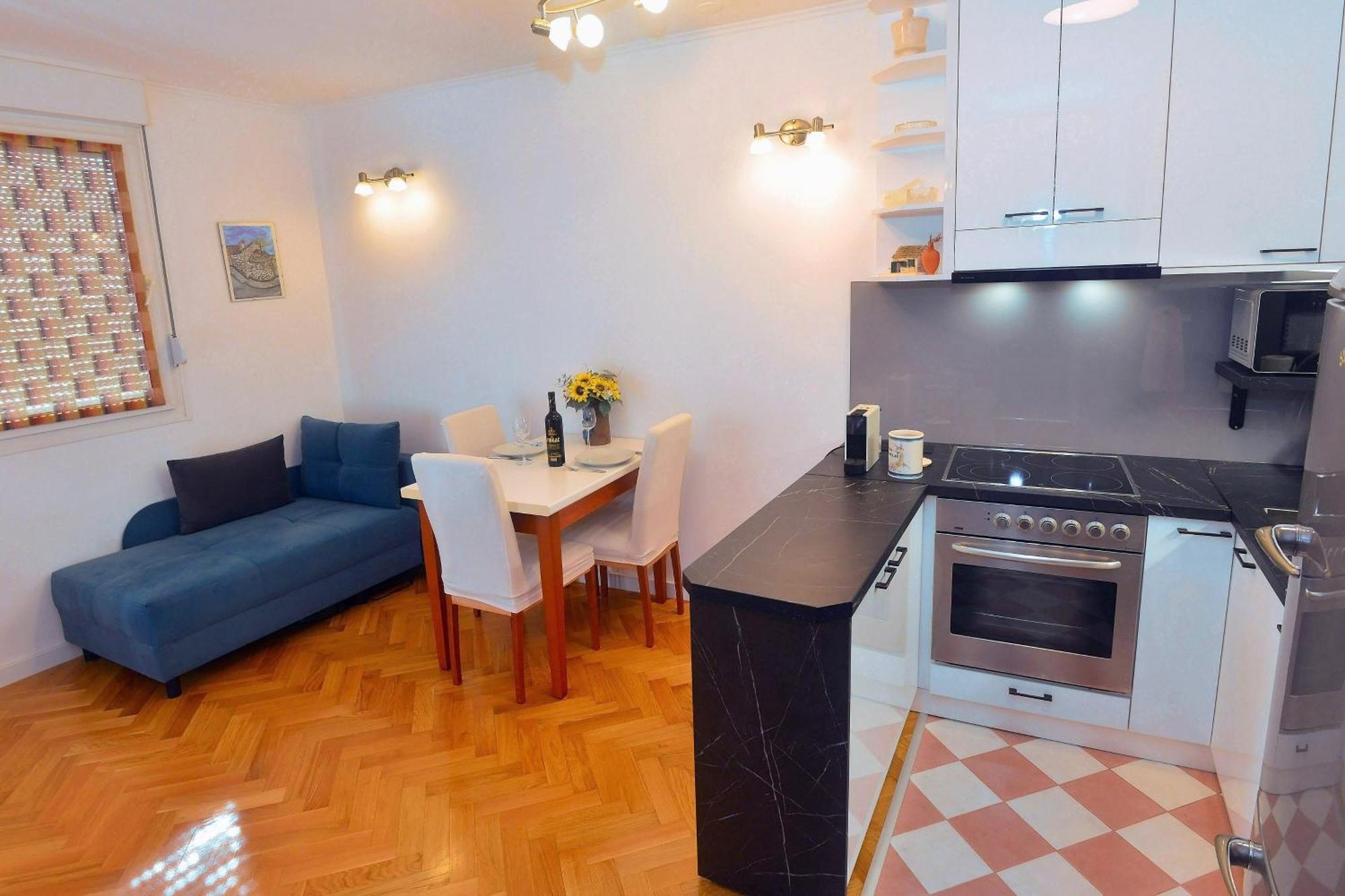 One Bedroom Apartment Terrace Parking Split Buitenkant foto